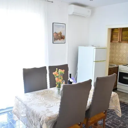 Modern In - 65 M² With Terrace And Enclosed Garden