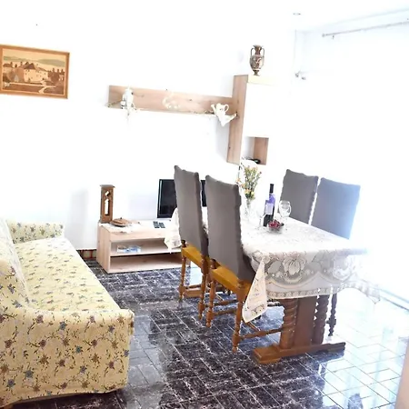 Modern In - 65 M² With Terrace And Enclosed Garden Apartment